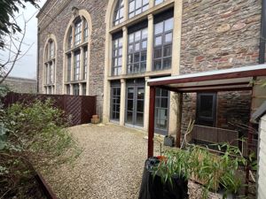 Photo 9- click for photo gallery